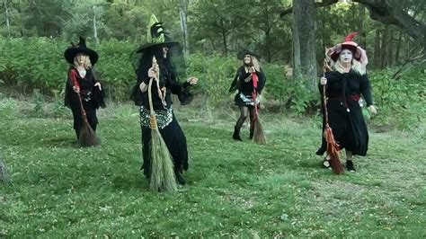 Witch Dance Videos: Merging the Worlds of Witchcraft and Dance